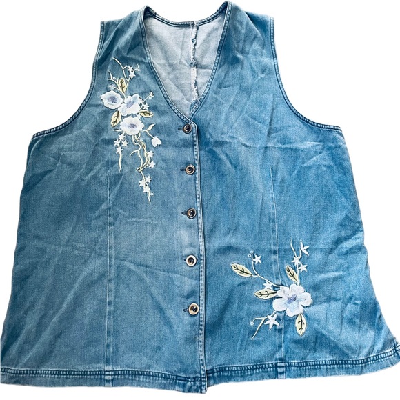 Tops - Denim Embroidered Wildflower Romantic Whimsical Floral Sleeveless Button Up Top